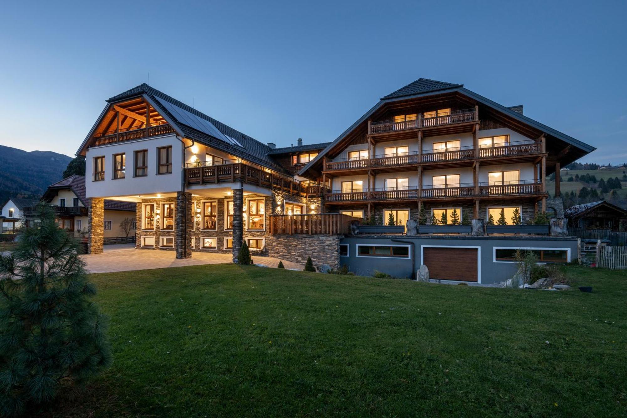 Hotel Haus Lungau Mauterndorf  Exteriér fotografie
